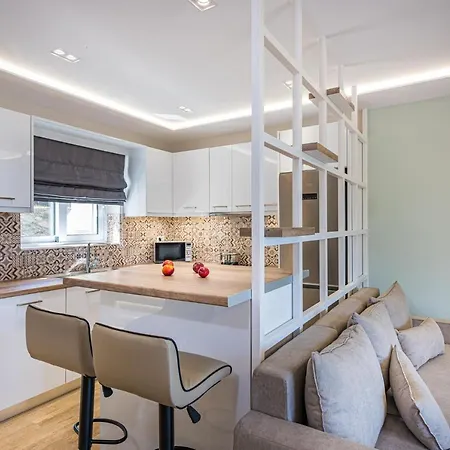 Hill Families Only * Лаганас